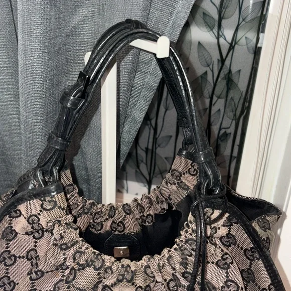 Gucci Brown Canvas Tote with Monogram Pattern - Picture 11 of 14